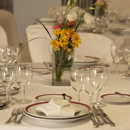Rainha D. Amélia, Arts&leisure 4*