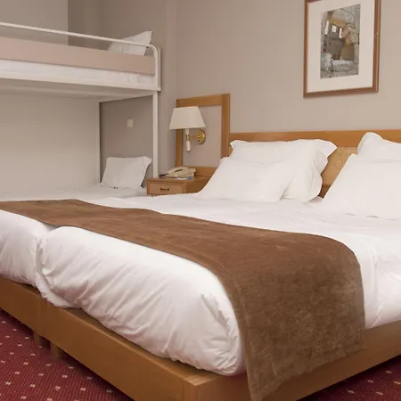 Szálloda Rainha D. Amélia, Arts&leisure 4*