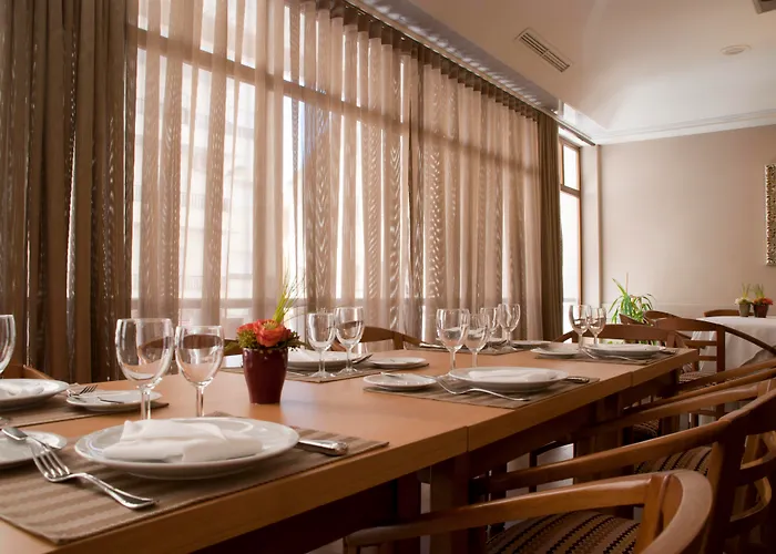 Rainha D. Amélia, Arts&leisure Hotel Castelo Branco (Centro)