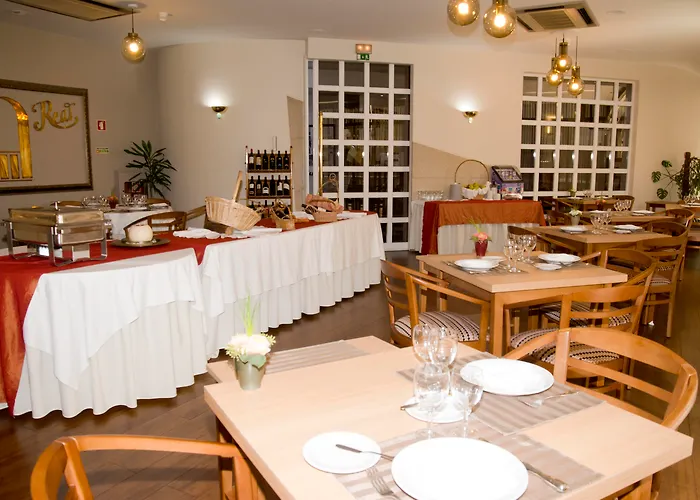 Rainha D. Amélia, Arts&leisure