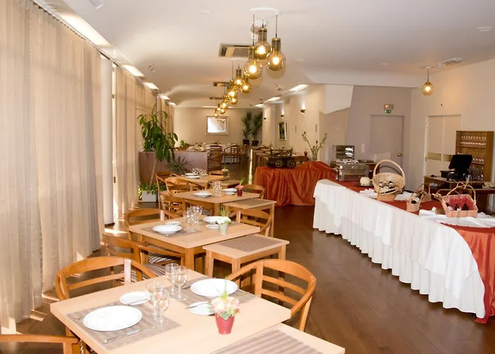 Hotel Rainha D. Amélia, Arts&leisure 4*