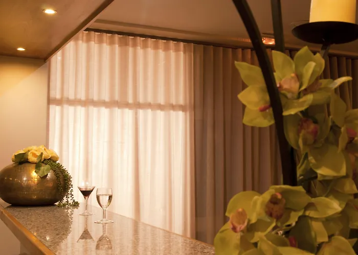 Rainha D. Amélia, Arts&leisure Hotel