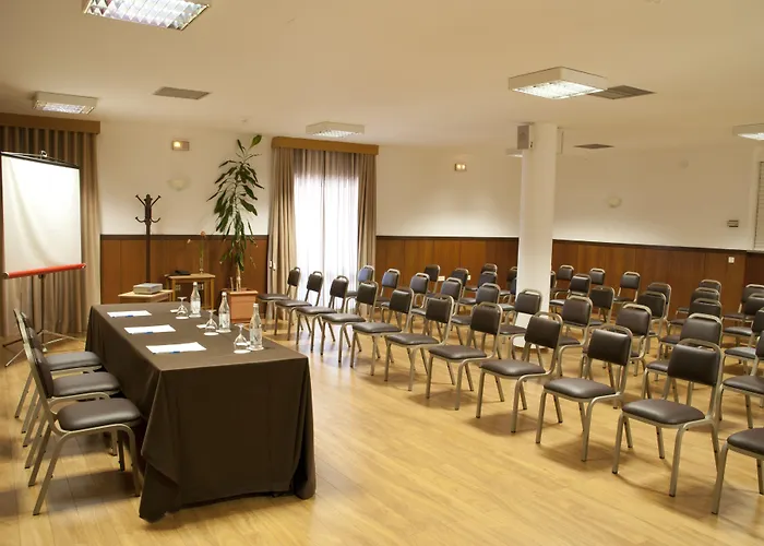 Rainha D. Amélia, Arts&leisure Hotel Castelo Branco (Centro)