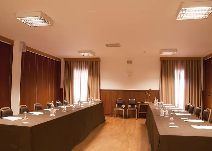 Rainha D. Amélia, Arts&leisure Hotel Castelo Branco (Centro)